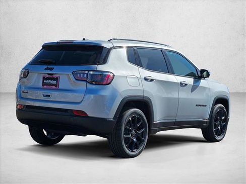 New 2026 Jeep Compass Latitude AWD/4WD image 2