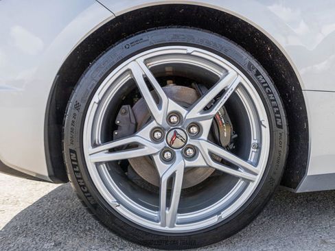 Used 2020 Chevrolet Corvette Stingray Preferred Cpe w/ 2LT Preferred Equipment Group RWD image 51