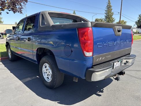 Used 2004 Chevrolet Avalanche 2WD image 9