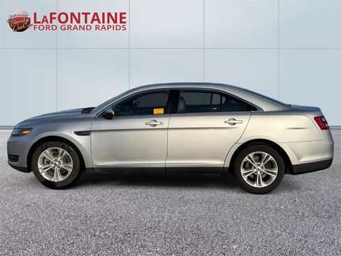 Used 2019 Ford Taurus SEL w/ Equipment Group 201A image 4