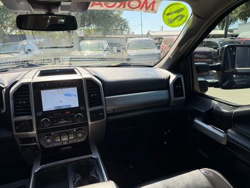 Used 2021 Ford F250 Lariat image 37