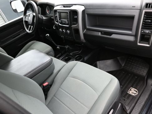 Used 2017 RAM 2500 Tradesman w/ Popular Equipment Group AWD/4WD image 40