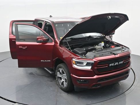 Used 2023 RAM 1500 Laramie AWD/4WD image 32