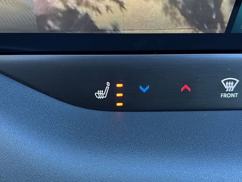 New 2026 Nissan Leaf Platinum+ w/ Cargo Package (Platinum+) image 14