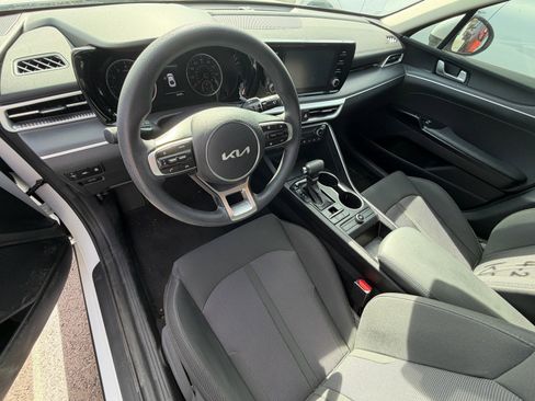 Used 2024 Kia K5 LXS image 7