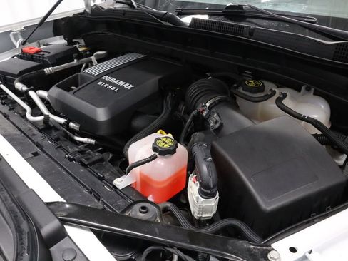 Used 2023 GMC Sierra 1500 SLE image 13