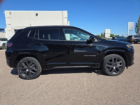 New 2025 Jeep Compass Limited w/ High Altitude Package image 8