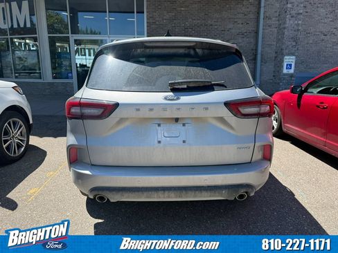 Used 2023 Ford Escape ST-Line w/ Tech Pack #1 AWD/4WD image 7