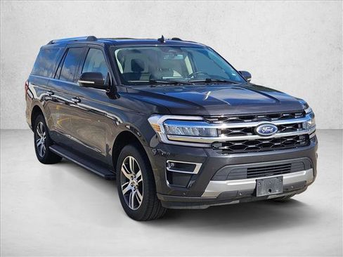 Used 2024 Ford Expedition Max Limited AWD/4WD image 3