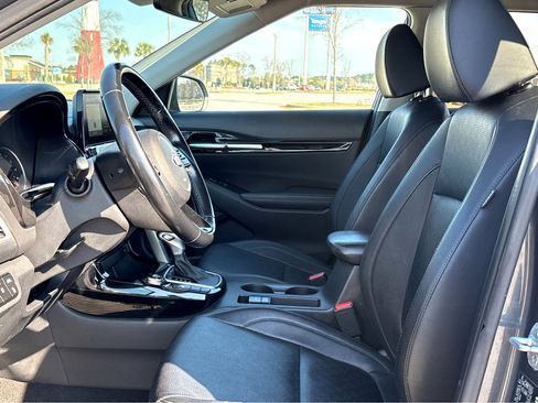 Used 2021 Kia Seltos SX w/ SX Sunroof Package image 13