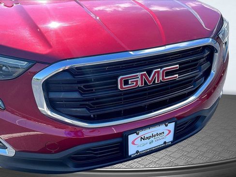 Used 2018 GMC Terrain SLE w/ Driver Convenience Package AWD/4WD image 29
