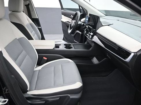 Used 2024 Honda Prologue EX image 12