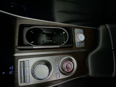 Used 2024 Genesis GV80 2.5T image 22