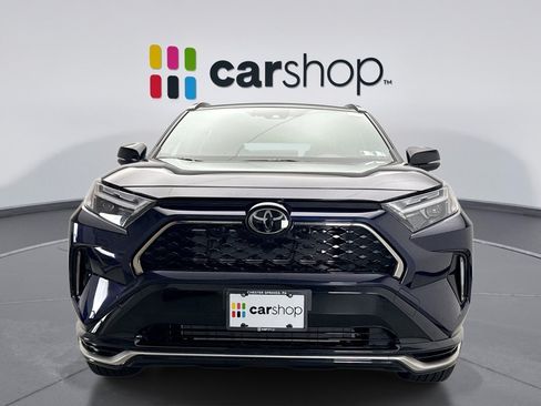 Used 2025 Toyota RAV4 XSE w/ Weather Package AWD/4WD image 8