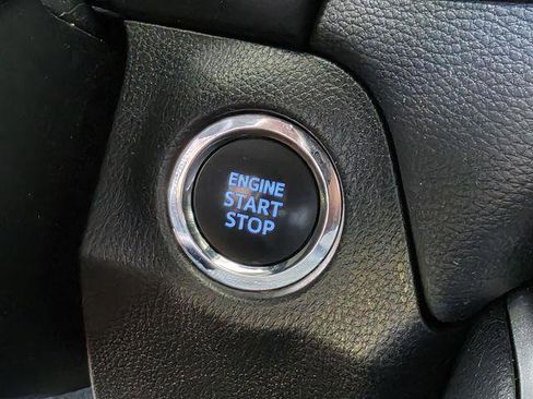 Certified 2022 Toyota RAV4 XLE w/ Convenience Package image 19