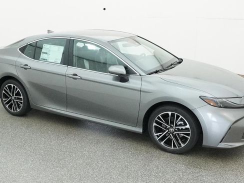 New 2026 Toyota Camry XLE image 2