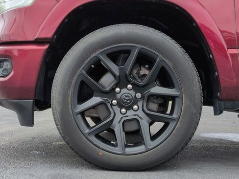 Used 2022 RAM 1500 Laramie AWD/4WD image 32