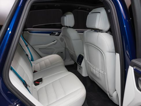 Used 2022 Porsche Macan GTS image 66