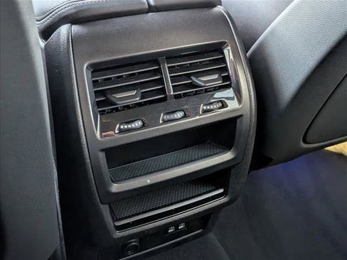 Used 2024 BMW X5 sDrive40i w/ Parking Assistance Package image 18