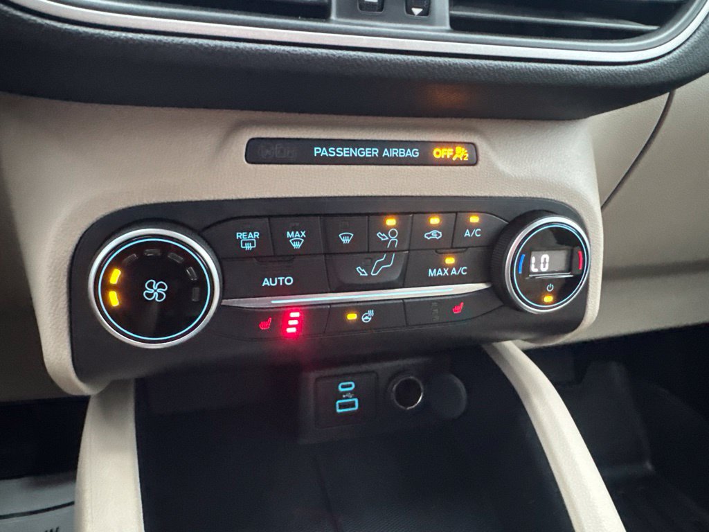 Used 2020 Ford Escape SEL FWD image 21