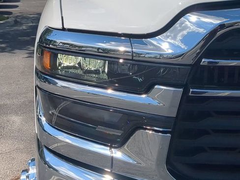 New 2026 RAM 3500 Tradesman AWD/4WD image 10