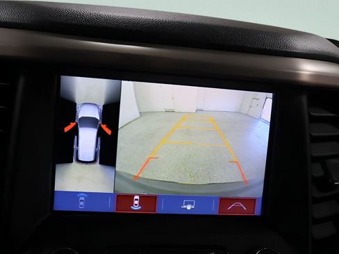 Used 2019 GMC Acadia Denali w/ Technology Package AWD/4WD image 13