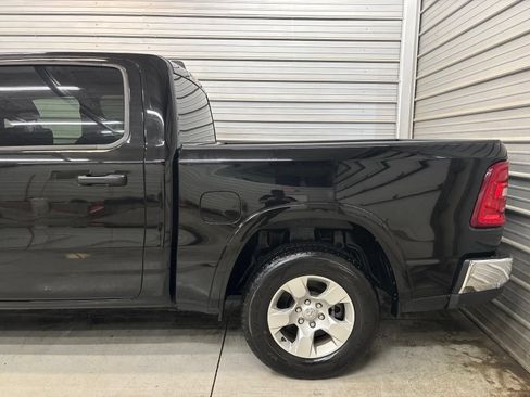 Used 2025 RAM 1500 Big Horn AWD/4WD image 5