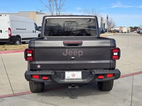 New 2025 Jeep Gladiator Rubicon image 4