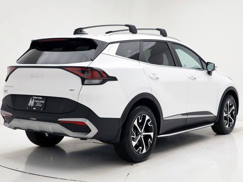Used 2023 Kia Sportage EX image 9