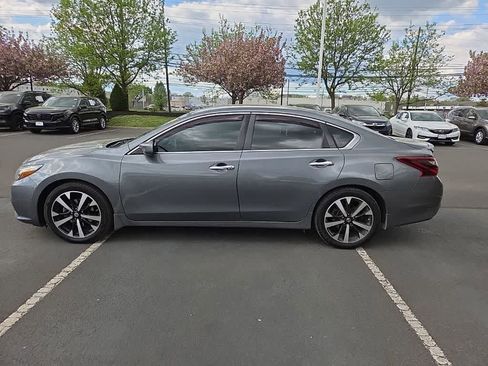 Used 2018 Nissan Altima 2.5 SR FWD image 8