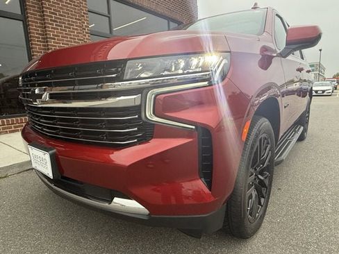 Used 2021 Chevrolet Tahoe LT w/ Rear Media and Nav Package AWD/4WD image 10