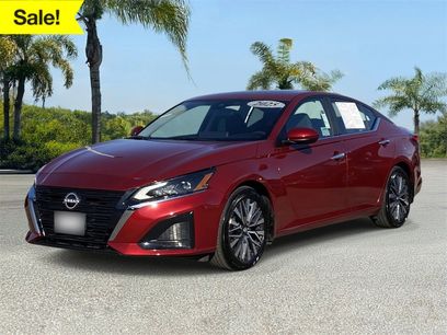 Certified 2025 Nissan Altima 2.5 SV w/ SV Premium Package