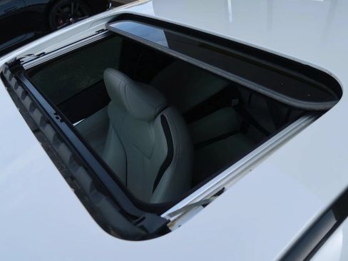 Used 2022 INFINITI Q60 3.0t Luxe w/ Essential Package RWD image 44