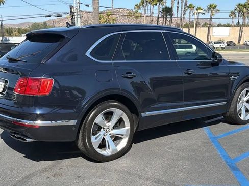 Used 2019 Bentley Bentayga AWD/4WD image 7