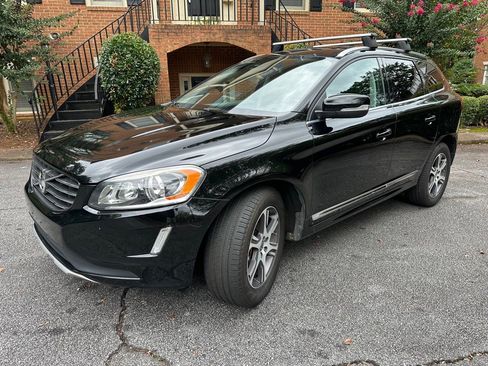 Used 2015 Volvo XC60 T6 Premier Plus image 1