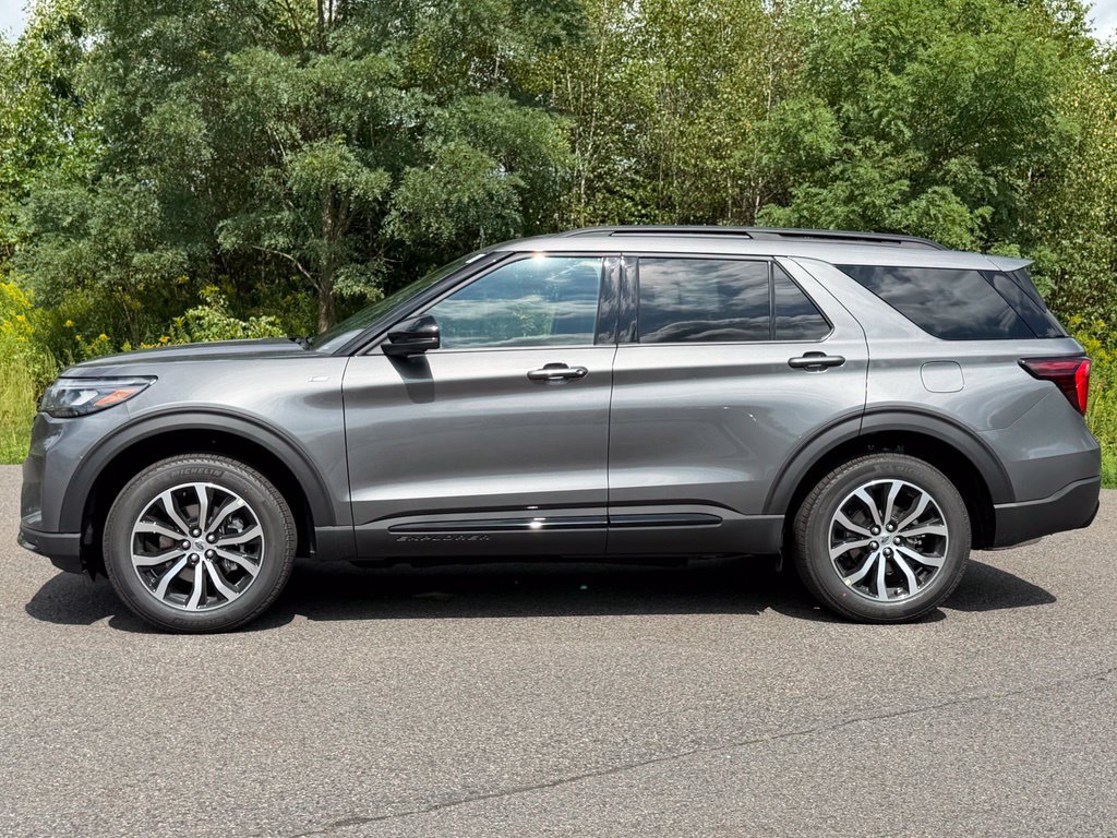 New 2027 Ford Explorer ST-Line AWD/4WD image 29