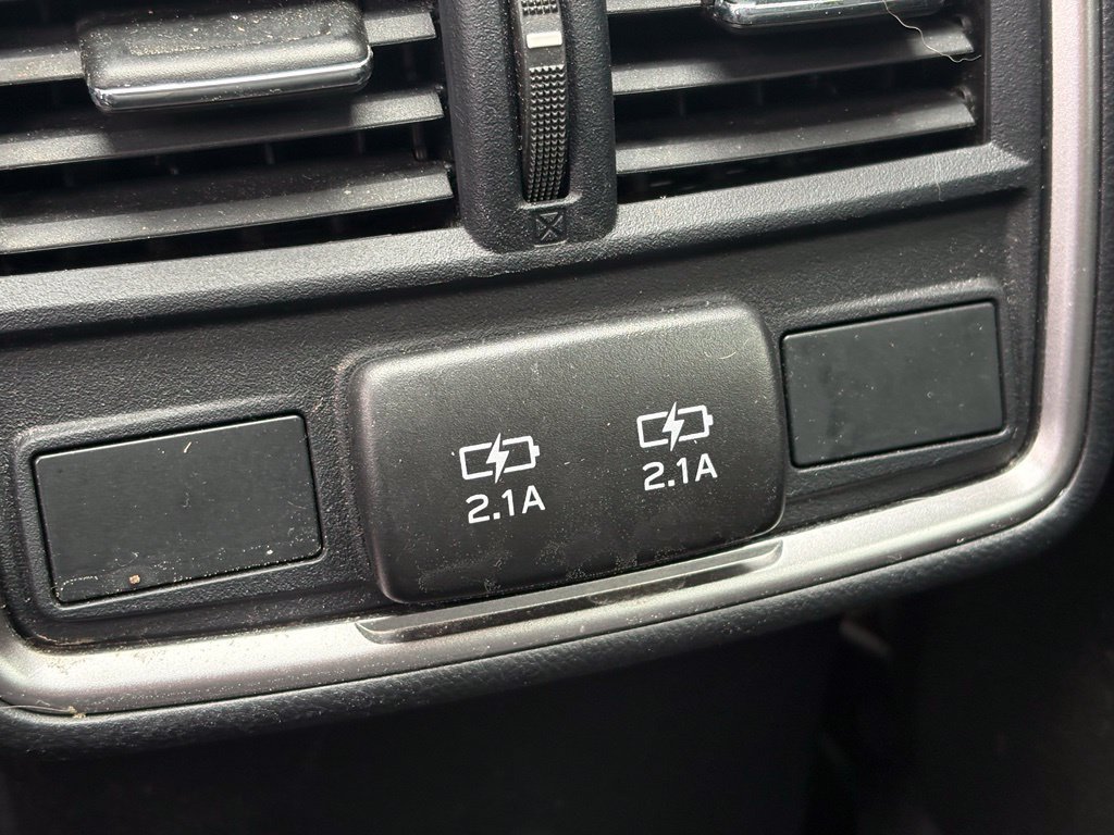 Used 2023 Subaru Forester Limited AWD/4WD image 16