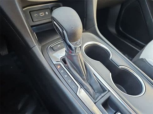 Certified 2023 Chevrolet Equinox LS image 18