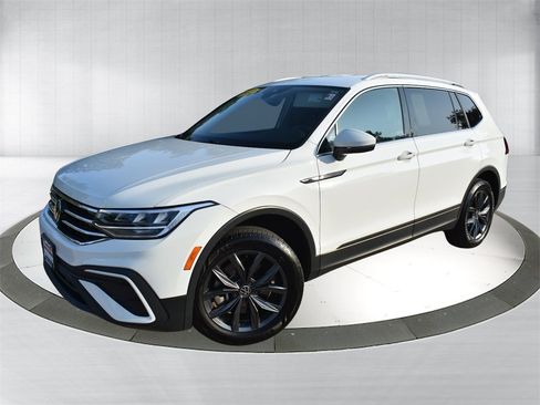 Used 2022 Volkswagen Tiguan SE image 13