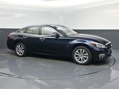 Used 2017 INFINITI Q70 3.7
