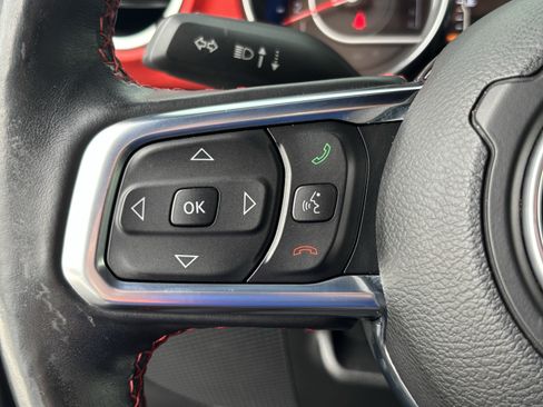 Used 2020 Jeep Wrangler Unlimited Rubicon AWD/4WD image 19
