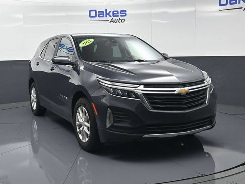 Used 2022 Chevrolet Equinox LT FWD image 2