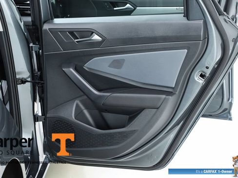 Used 2025 Volkswagen Jetta SE w/ Sunroof Package FWD image 67