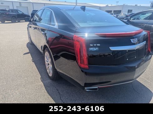 Used 2017 Cadillac XTS Luxury FWD image 6
