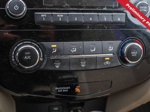 Used 2016 Nissan Rogue S FWD image 21