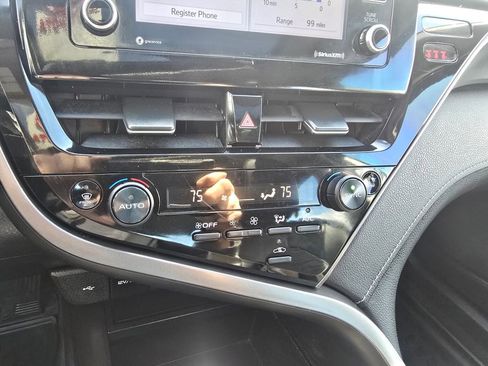 Certified 2022 Toyota Camry SE w/ Cold Weather Package image 24