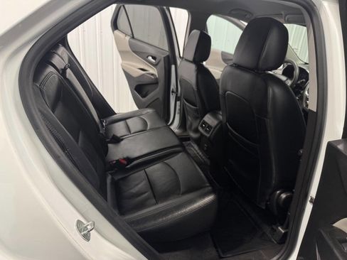 Used 2021 Chevrolet Equinox LS w/ LPO, Floor Liner Package image 19