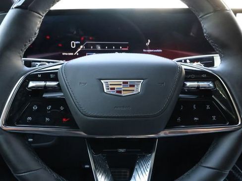 Certified 2025 Cadillac Escalade V w/ LPO, ONYX Package image 17