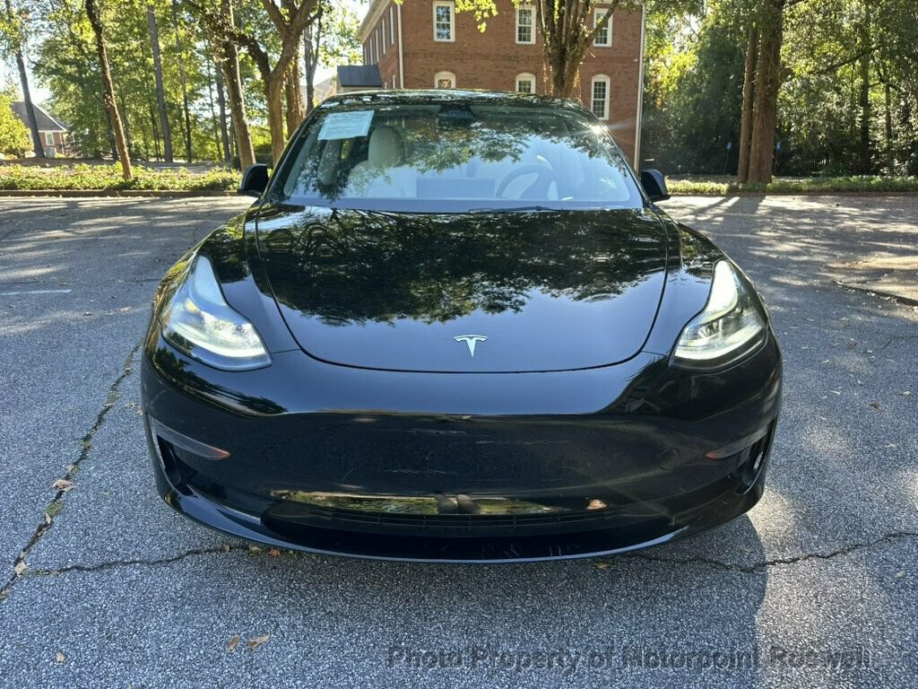 Used 2023 Tesla Model 3 Standard Range RWD image 3