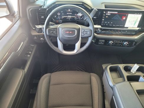 Used 2025 GMC Sierra 1500 Elevation AWD/4WD image 8